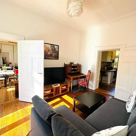 Апартаменты 4 Etoiles Magnifique Neustadt - Spacieux, & Elegant Avec Balcon Et Belle Vue