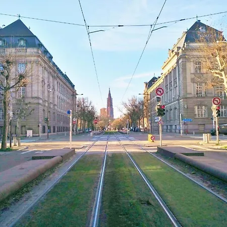Апартаменты 4 Etoiles Magnifique Neustadt - Spacieux, & Elegant Avec Balcon Et Belle Vue Страсбург